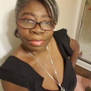 Meet your Posher, Marsha